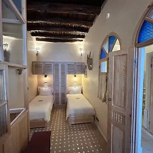Vakantiehuis Beau En Medina, Lumineux Et Avec Terrasse Privee Sur